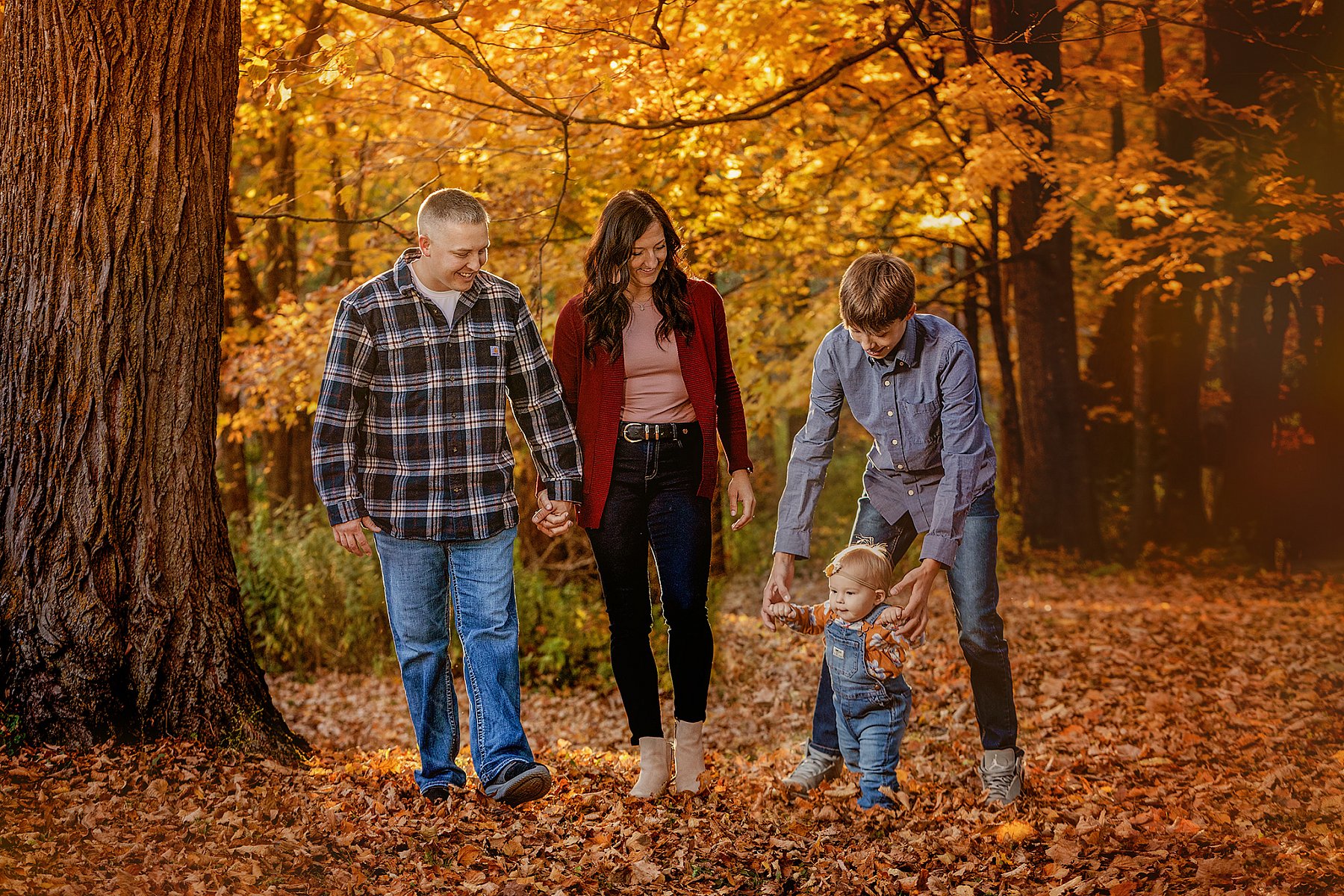Southeast Minnesota Family photo Photographed at Good Earth in Spring Valley, MN